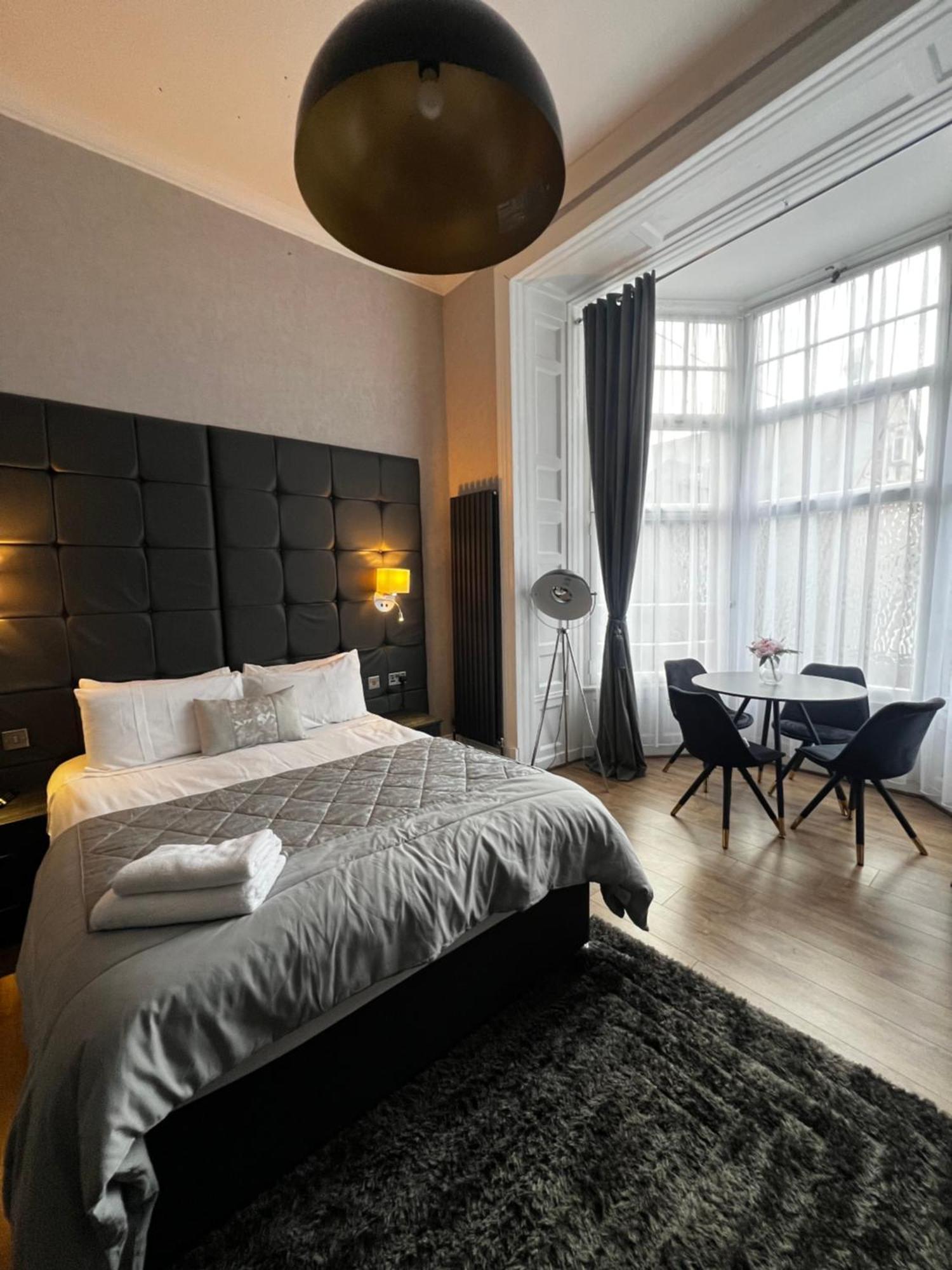 Amani Apartments - Glasgow City Centre Buitenkant foto