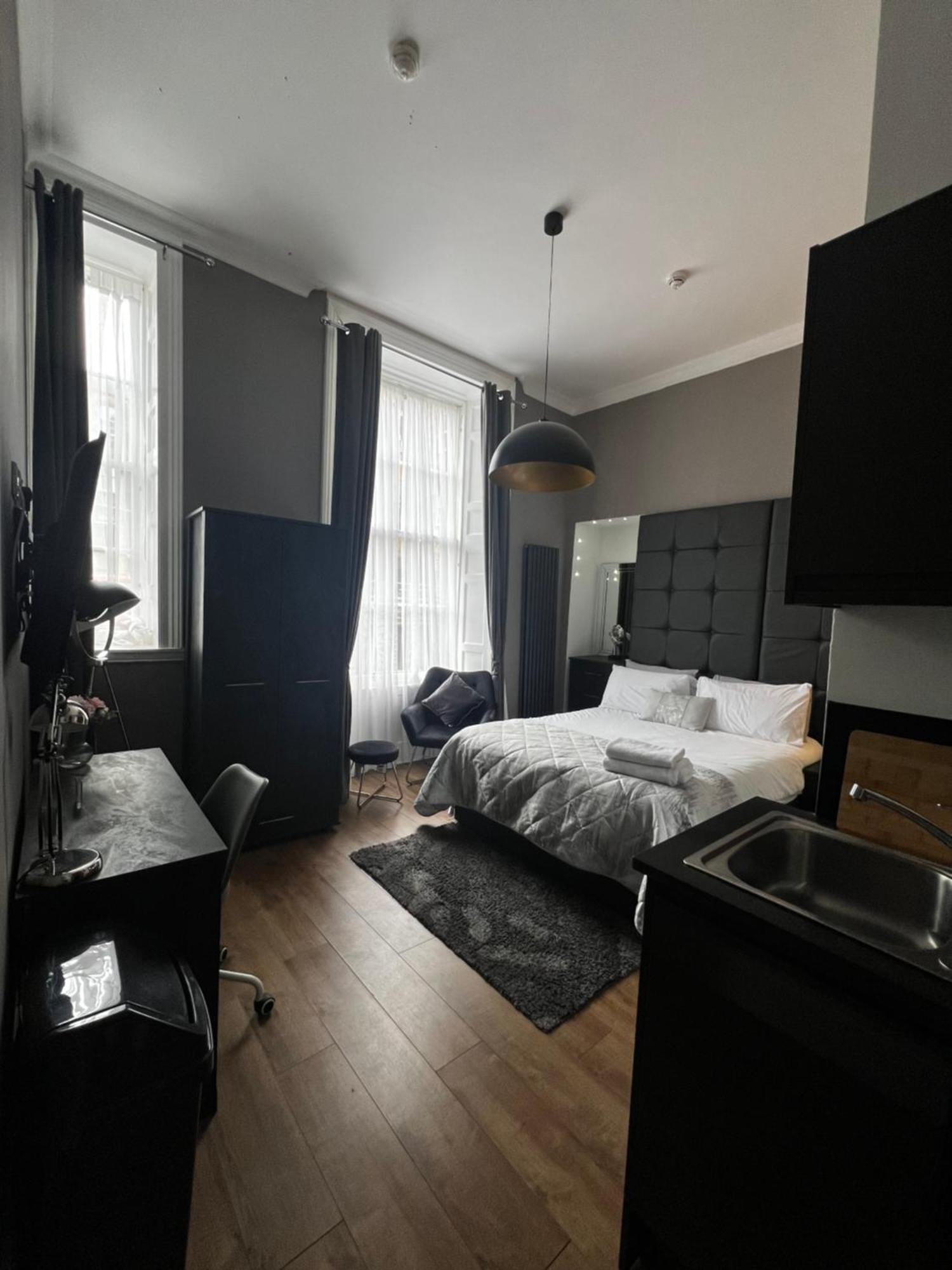 Amani Apartments - Glasgow City Centre Buitenkant foto